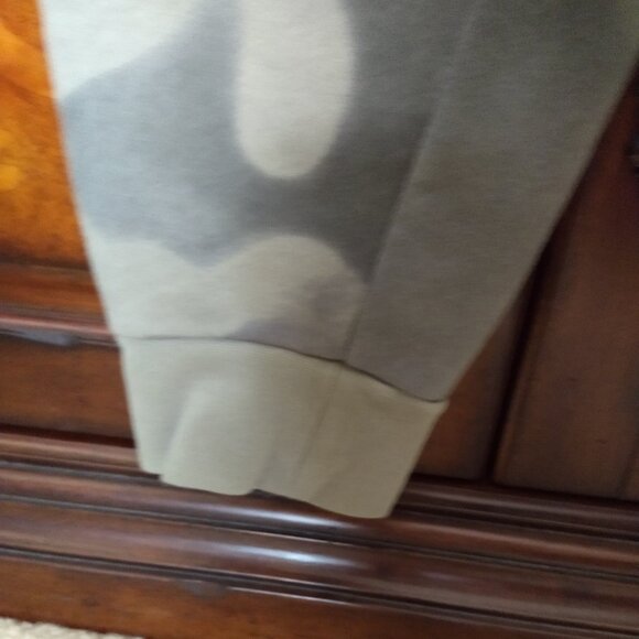 Jordan Camo Retro 5 (P51) Joggers (2017) - Picture 2 of 9